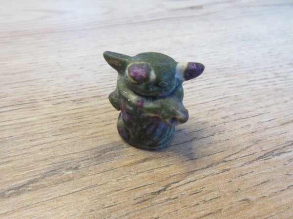 Grogu Robijn in Fuchsiet (#1006)