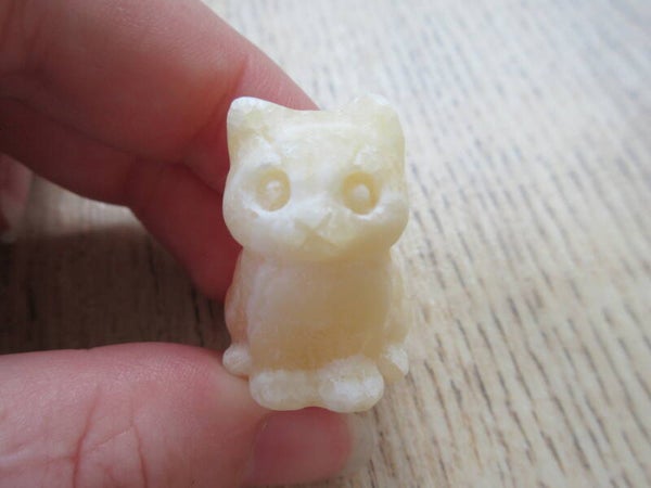 Kat zittend Gele Calciet (#171)