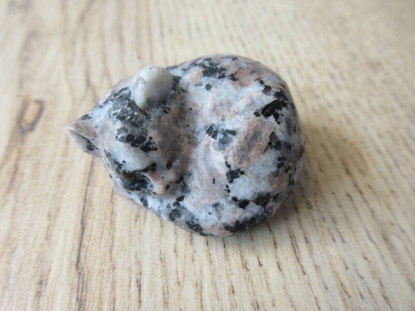 Kat Liggend Sesam Jaspis (#66)