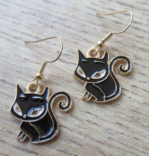 Oorbellen kat goudkleurig 1