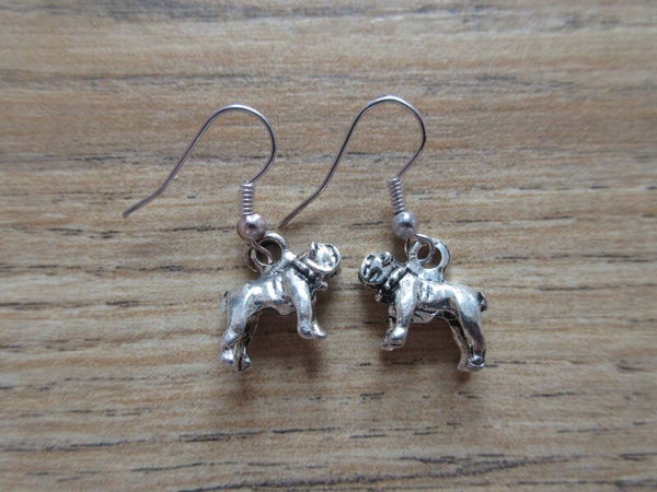 Oorbellen Hond  Engelse Bulldog 3d