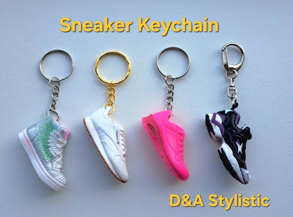 Keychain Shoes Div