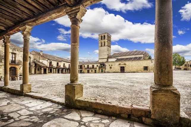 Plaza de Pedraza in Segovia