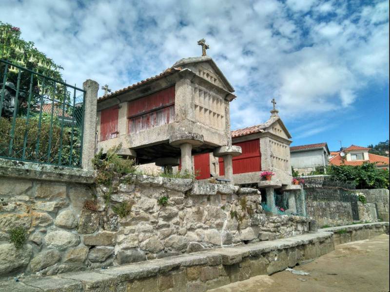 Noord Spanje · Galicië · met het dorpje Combarro