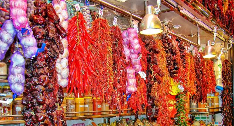 Spanje - Heerlijk eten in de prachtigste Spaanse markthallen