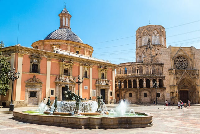 Plaza de la Virgen in Valencia