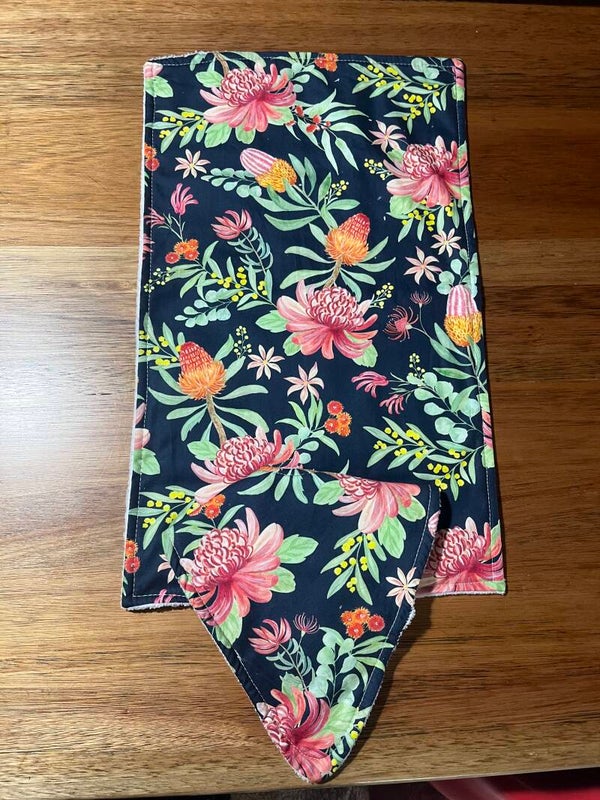 Navy Australian Floral set of 2