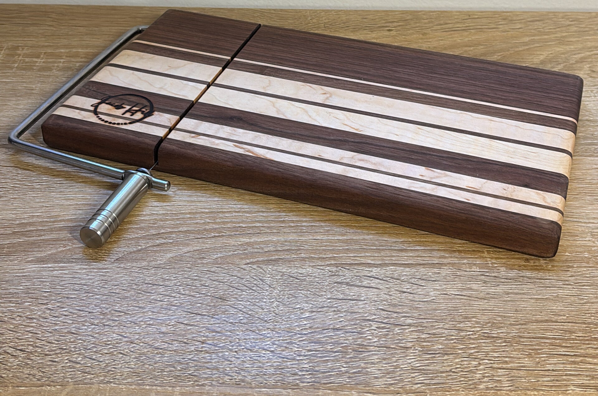 Walnut & Maple Cheese Slicer (Left Handed)