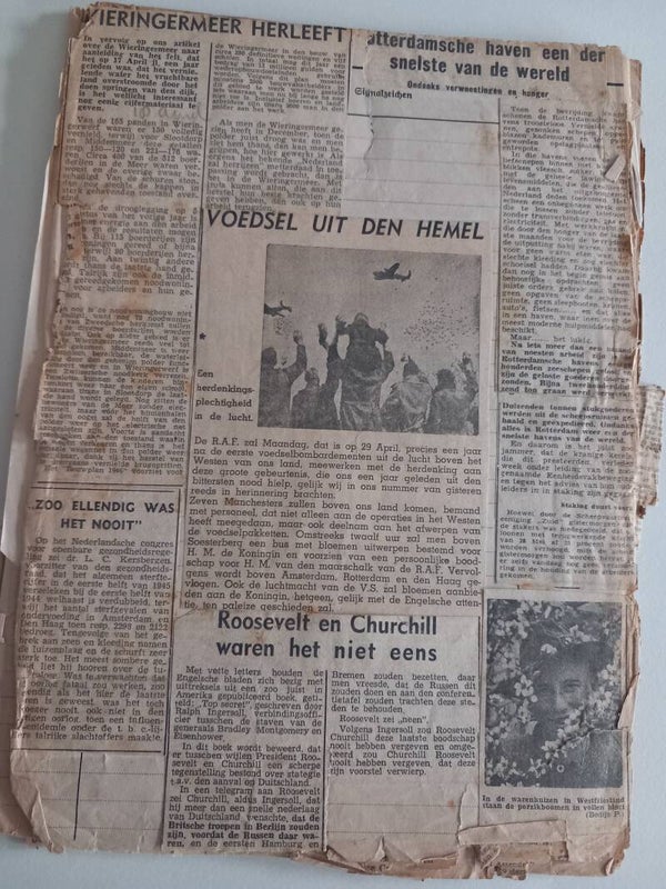 Boekje Alkmaar kranten knipsels in Duits boek.