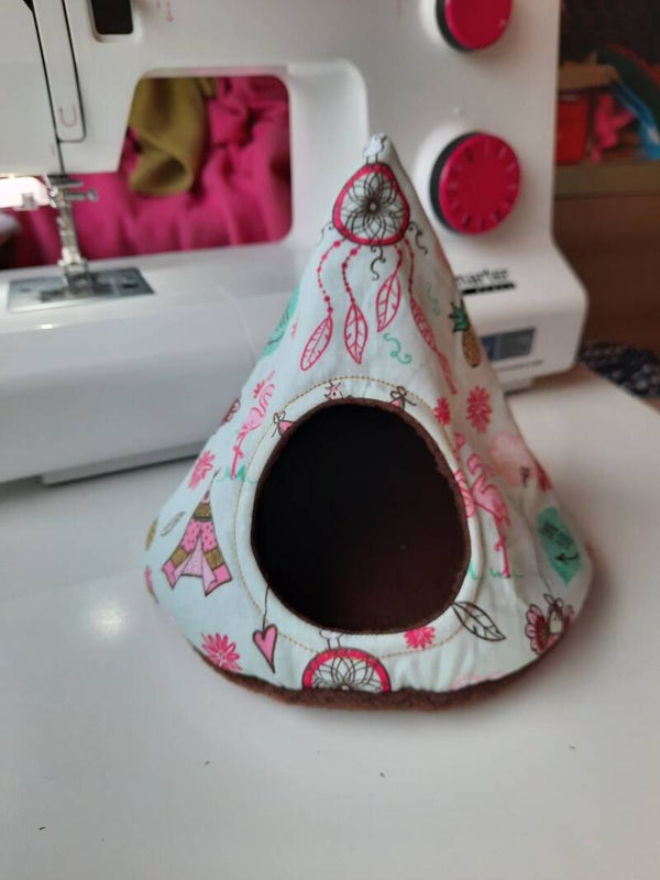 VS Tipi print wigwam hamster