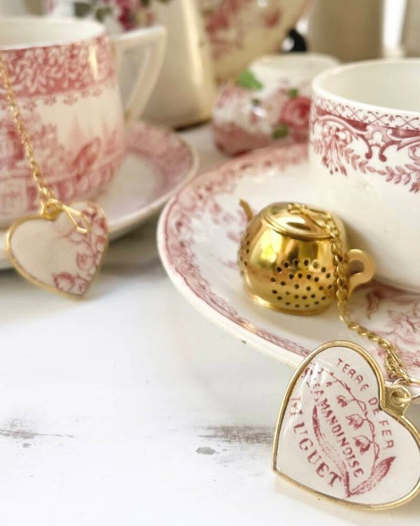 Infuseur a thé muguet rose Estampille