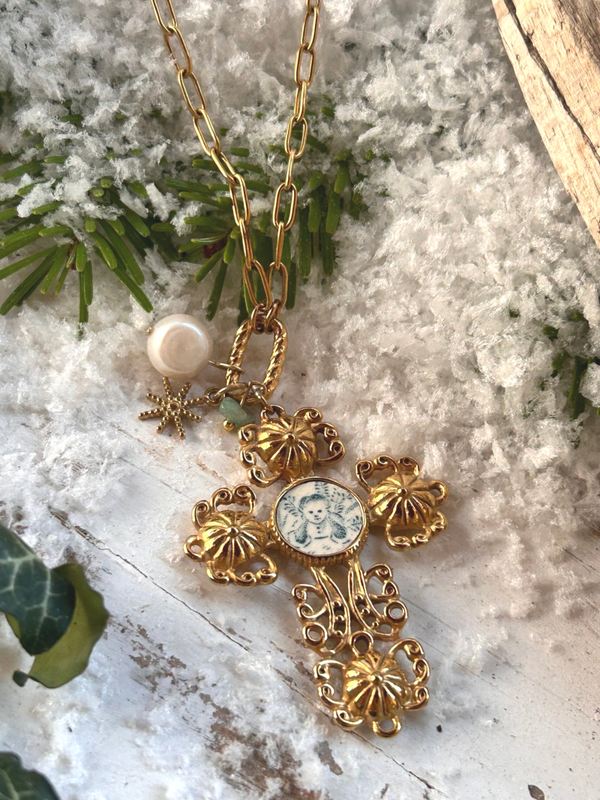 Collier à breloque - croix à l’enfant  - Longwy