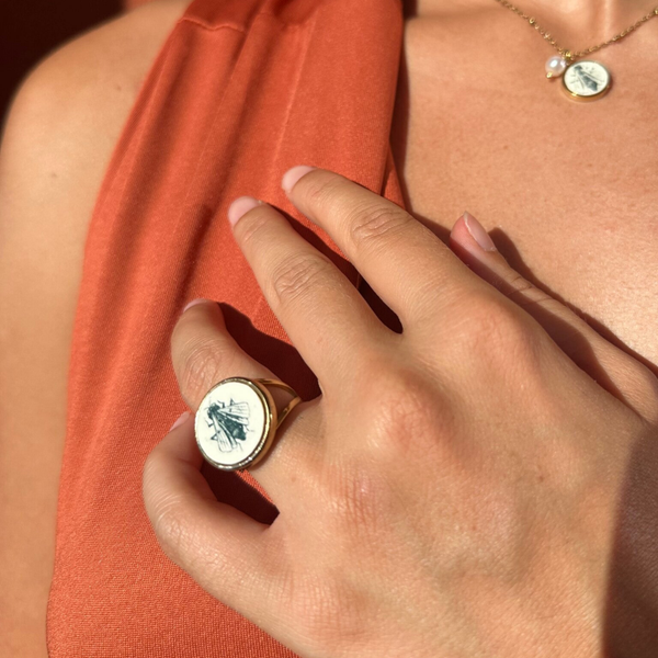 Bague Médaillon abeille - Faïence Terre de Fer Salins