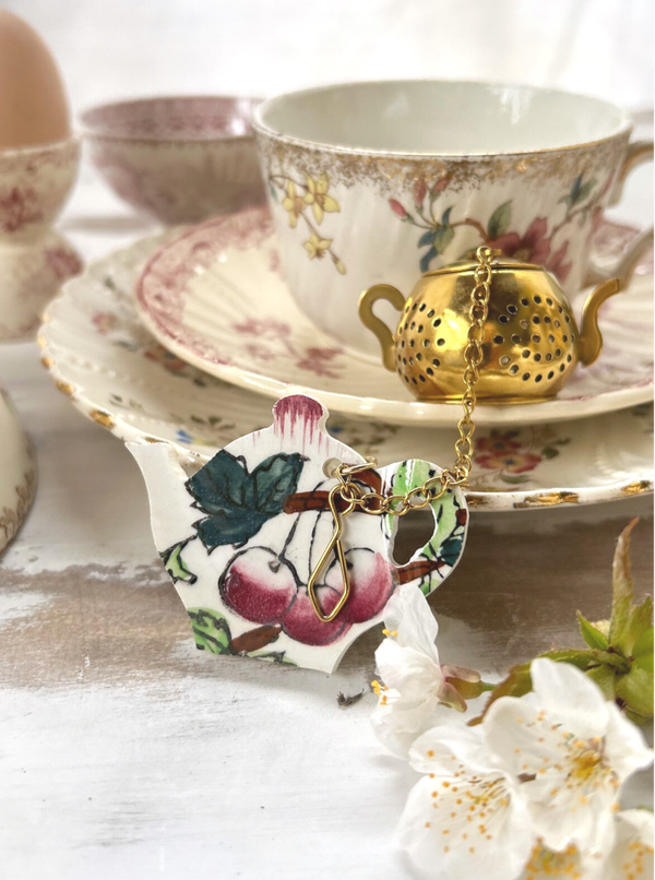 Infuseur à thé cerises