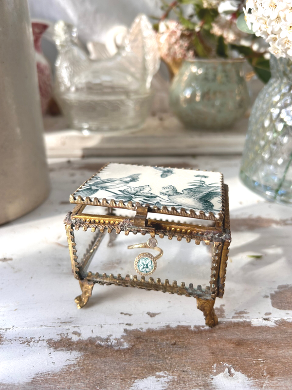 Boîte vitrée Style Napoleon III - Faïence Longwy