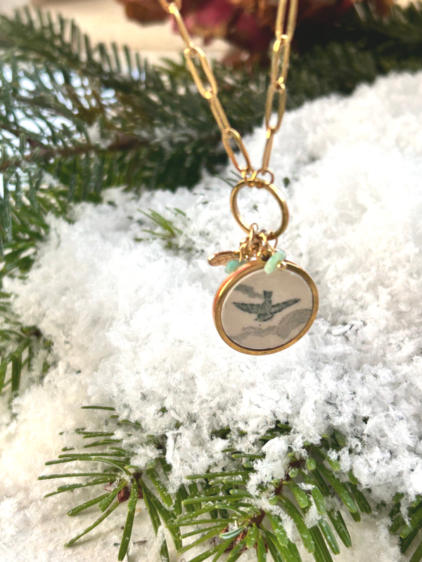 Collier charm - l’hirondelle - Sarreguemines Neige