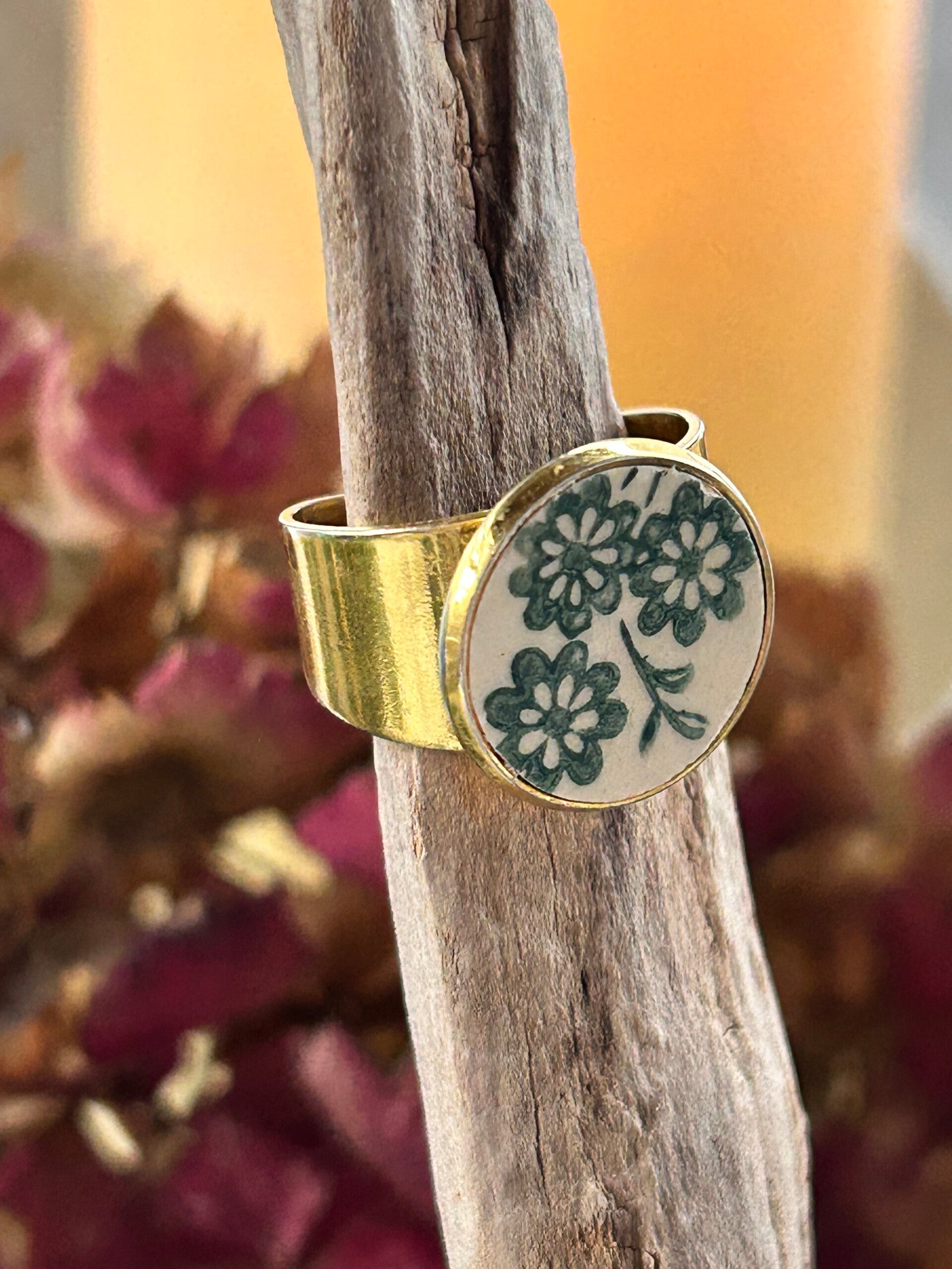 Bague médaillon - Bouquet floral - verte