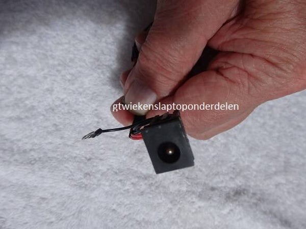 Toshiba Satellite P300-04T00DV 19 V Chassisdeel Gebruikt 2021089vc