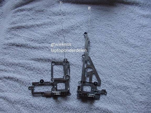 Toshiba Tecra AB Scharnieren L/R Gebruikt  2021733cn