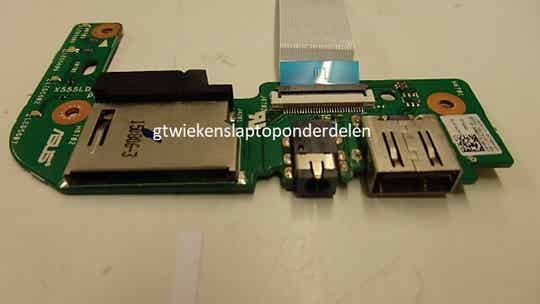 Chassisdeel voor USB en SD ASUS F555L Gebruikt  20186018p