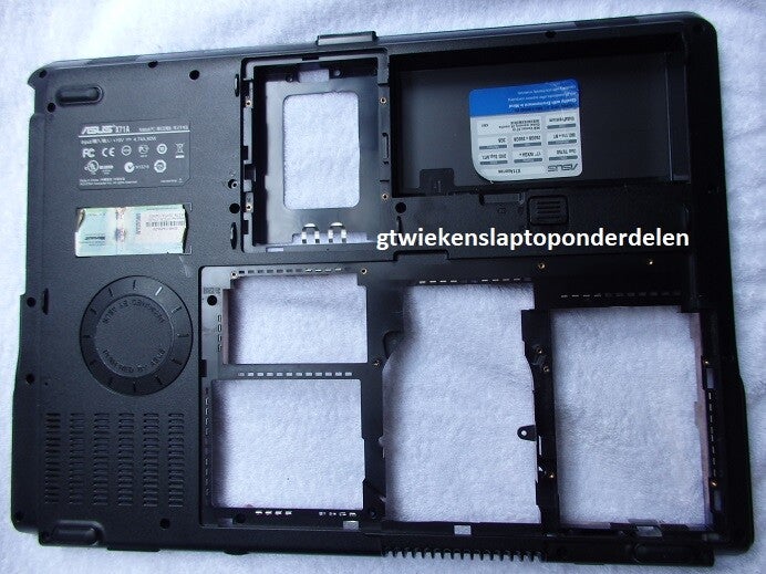 ASUS X71A  Onderplaat 13GNFU6AP090 Gebruikt  22F133/32