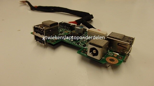 4 keer USB + 12 Volt DC Medion MiM2300 Gebruikt 20196022p