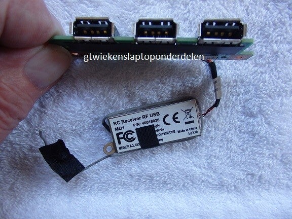 Medion MD97110 19 3 x USB+ RC Receiver RF USB Gebruikt 20211234pr
