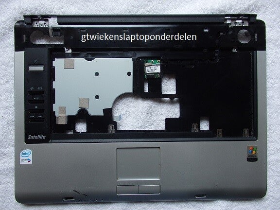 Toshiba Satellite Bovenplaat Gebruikt 2021601/20