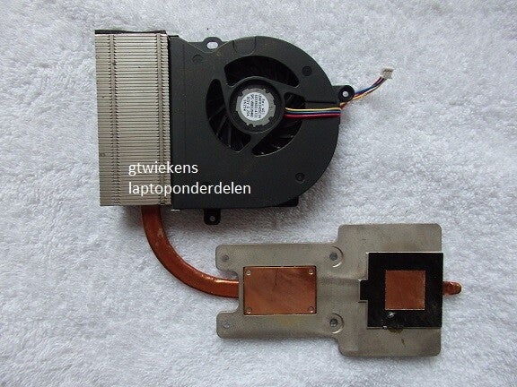 Toshiba Satellite  1860 A305-S6837  15'.4" CPU Ventilator + Koeler V00120810 Gebruikt 20210004