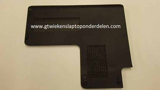 Afdekplaat onder Compaq Presario C061  Gebruikt 20199108ap