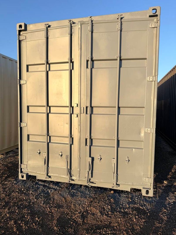 40FT HC Water & Wind Tight  Painted Grey 021