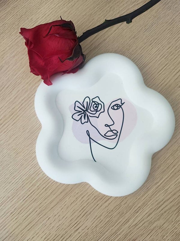 Vide poche visage abstrait