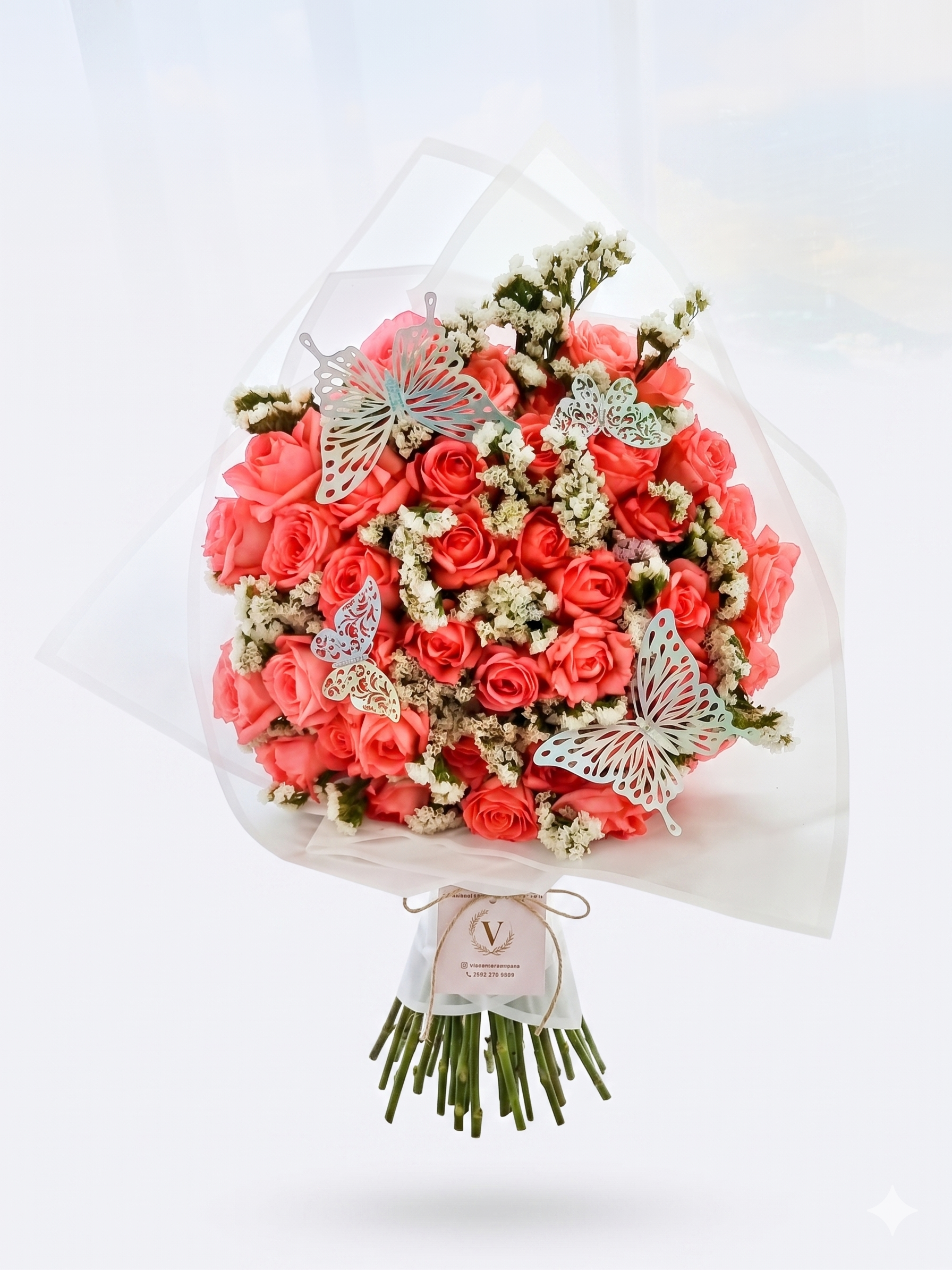 RAMODE 50 ROSAS CON STATICE