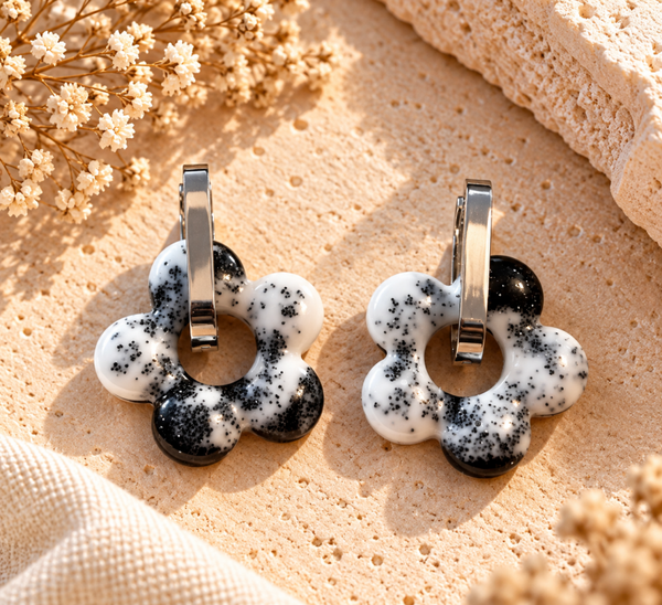 Boucles d’oreilles, noir et blanche 1