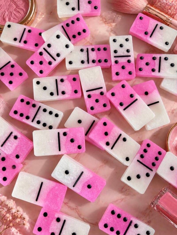 Domino Blush