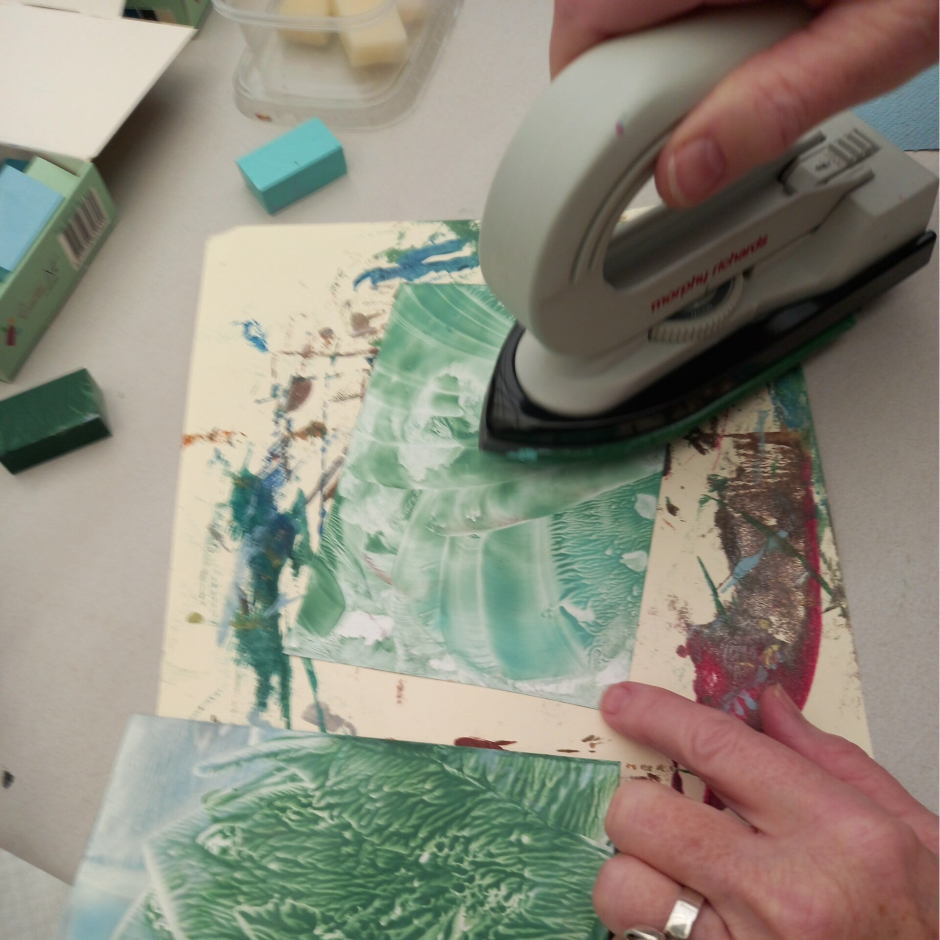 Workshop Wenskaarten maken met bijenwas Zaterdag 31 oktober 2026 van 10.00 - 11.30 uur