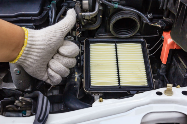 Air filter replacement (Labor only)
