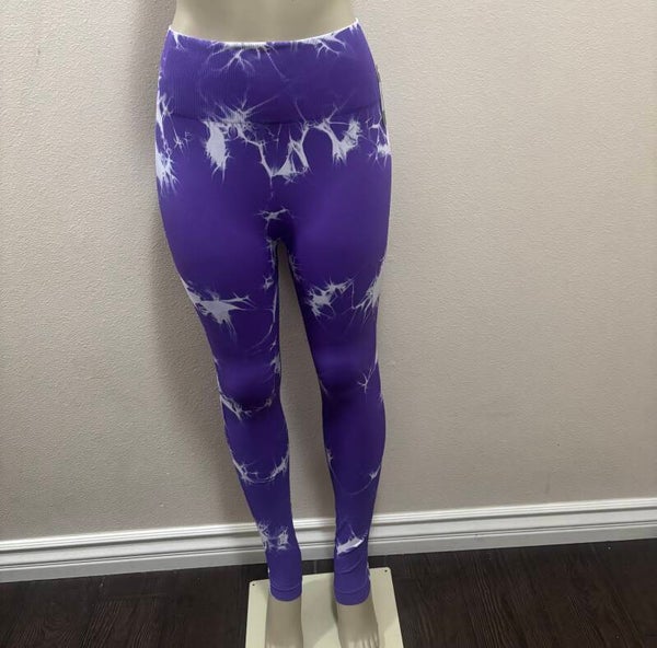 tie dye purple scrunch butt  leggings