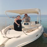 1000152480-standard.jpg