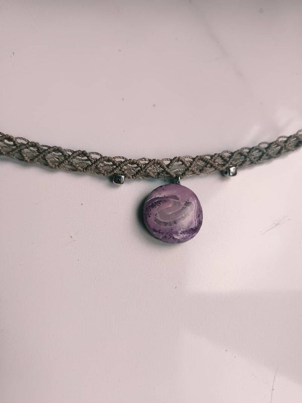 Collier pendentif argile polymère /macramé