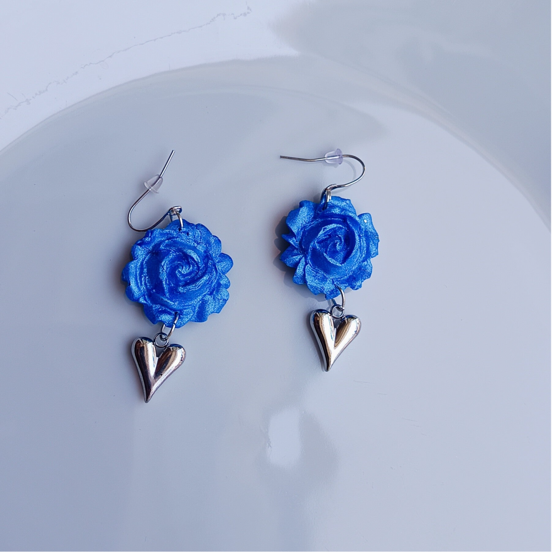 Boucles d'oreilles fleurs bleues