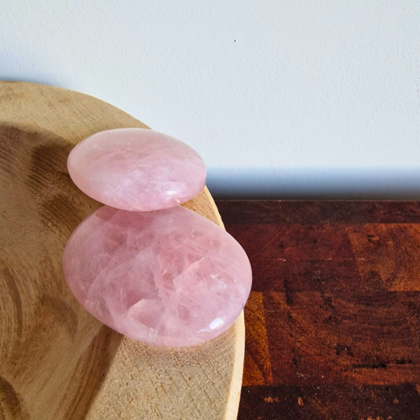 Rozenkwarts – Natuurlijke Liefde en Harmonie