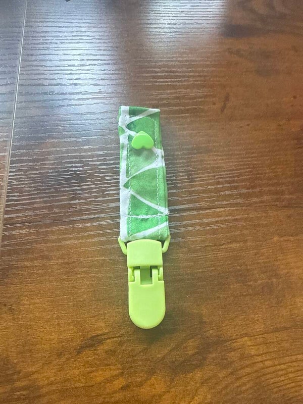 Clip Grün 2