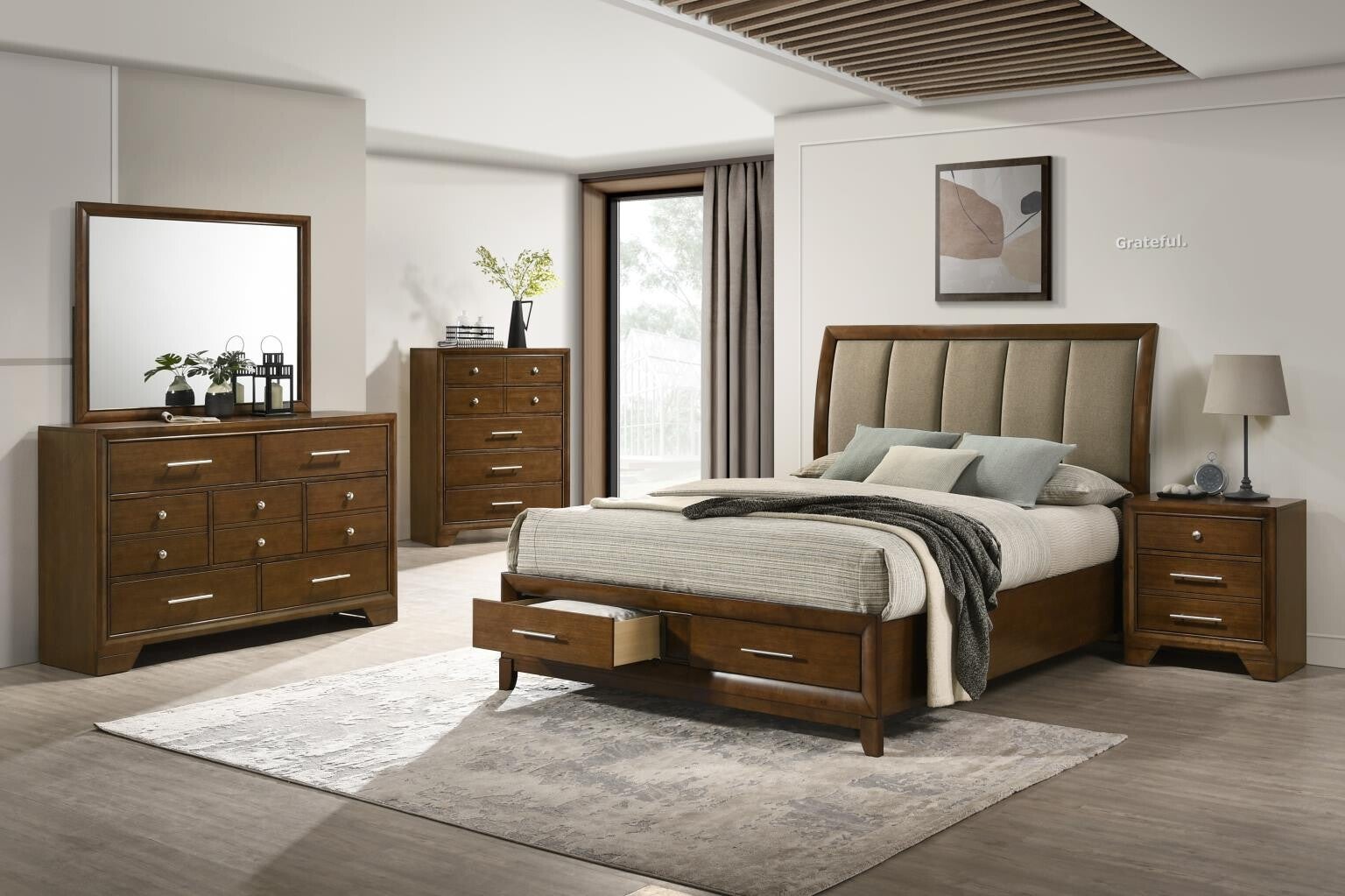 B325 5 Piece Bedroom Set