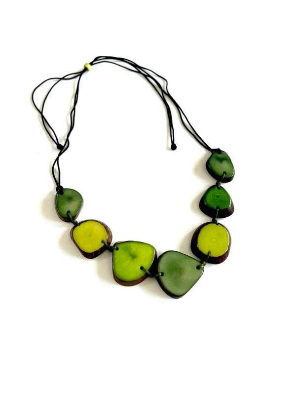 Collier Ragan Greens