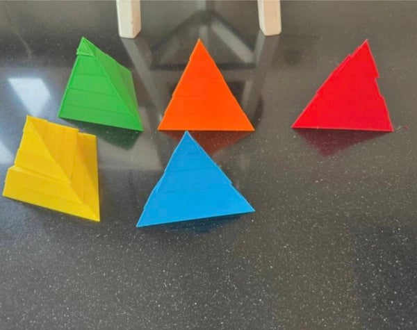 5 piramides en Opdrachtkaarten