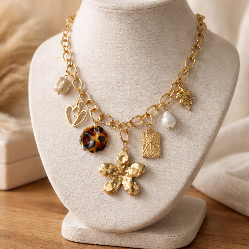 Collier breloques fleur