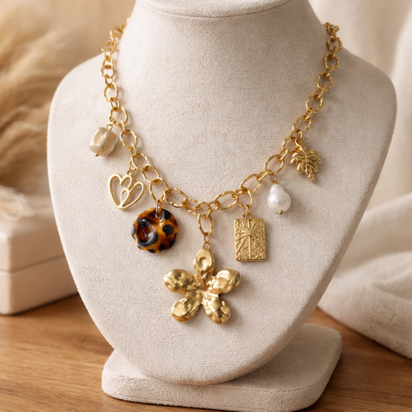 Collier breloques fleur