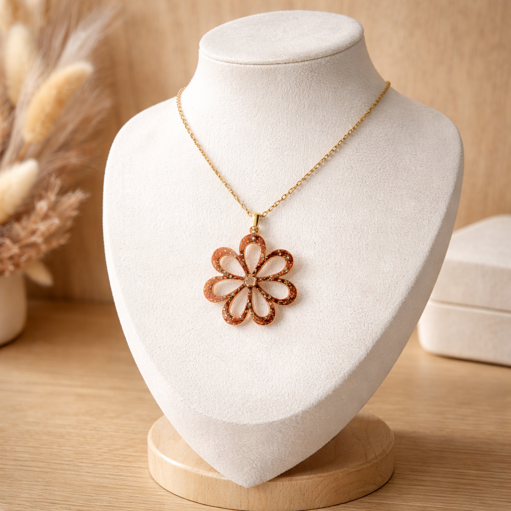 Collier Eclosion modèle « L’aérienne »
