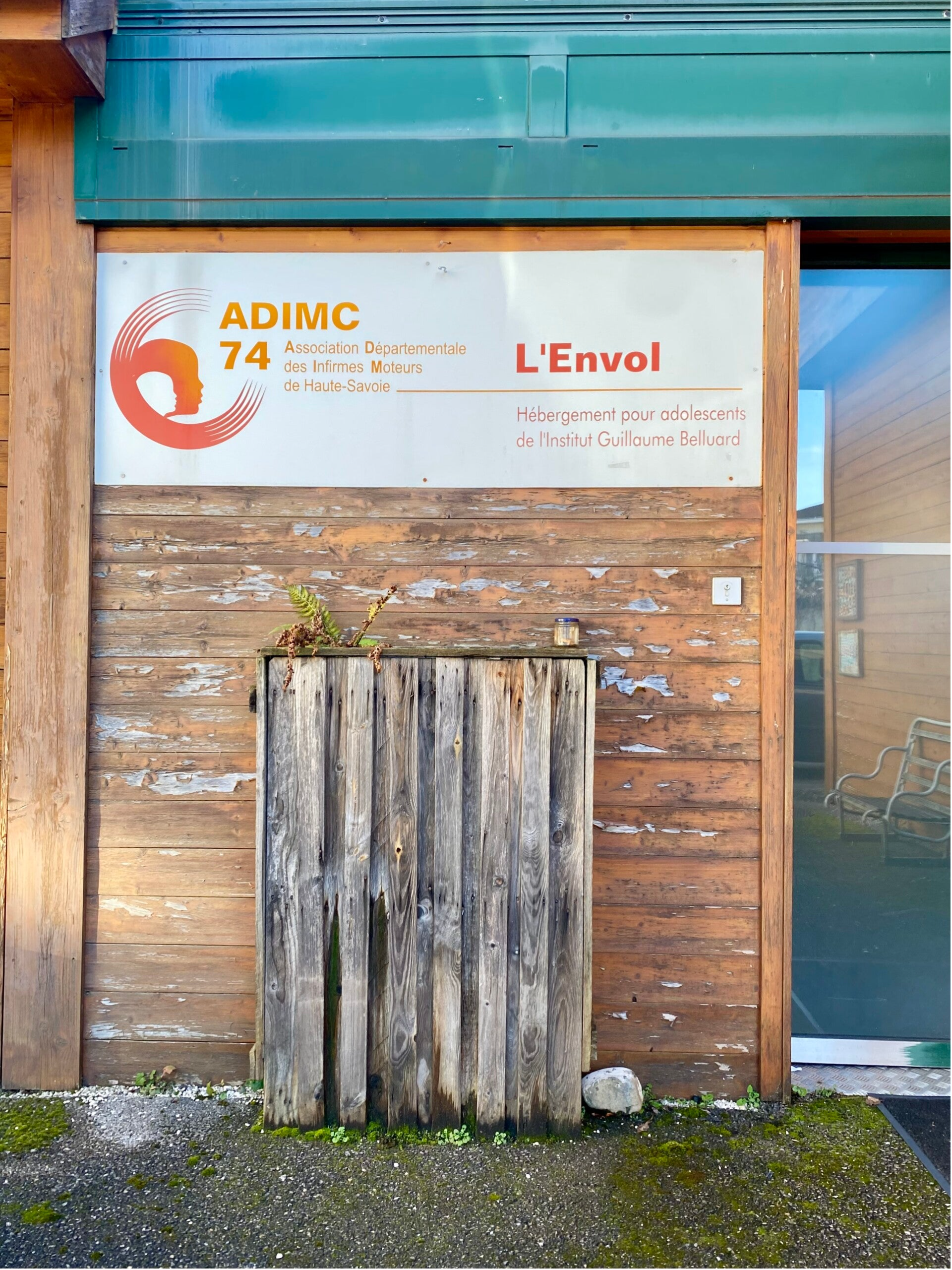 2024 : Suivi d'une jeune femme en collaboration avec le centre Belluard  Accompagnement à l'autonomie et préparation à la vie en petit collectif